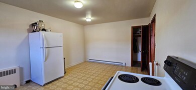 50 Independence St unit A, Berkeley Springs, WV 25411 - photo 6