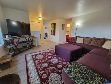 553 Panda Loop, Eugene, OR 97401 - photo 4