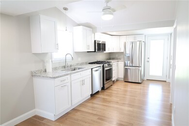 47 General Hawkins Dr, Warwick, RI 02888 - photo 6