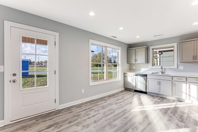 602 Colonette Dr, Hopkinsville, KY 42240 - photo 2