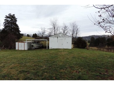 223 Greenlee Rd, Johnson City, TN 37601 - photo 3