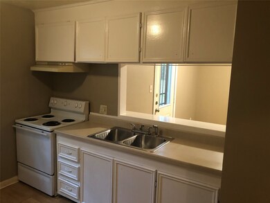 6706 Finch St unit 1-2, Houston, TX 77028 - photo 6