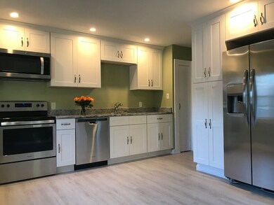 20 Charlotte Ave, Nashua, NH 03064 - photo 2