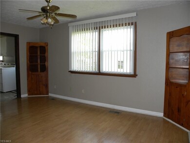 201 S Center St, Lagrange, OH 44050 - photo 5