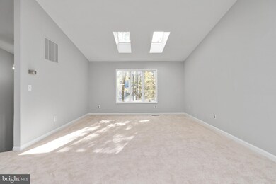 606 Harrison Cir, Locust Grove, VA 22508 - photo 6