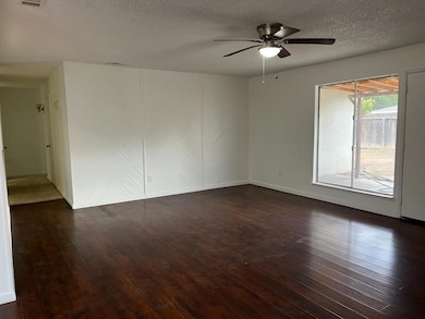 4529 N Warren Ave, Fresno, CA 93705 - photo 4