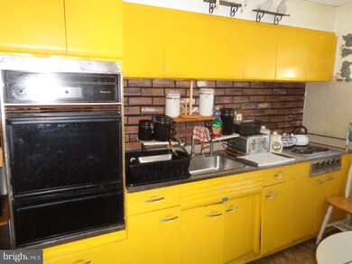 9734 Conmar Rd, Middle River, MD 21220 - photo 7