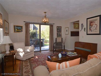 167 Winter St unit 4, Wakefield, RI 02879 - photo 4