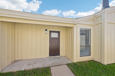 6315 Dellfern Dr, Houston, TX 77035 - photo 7