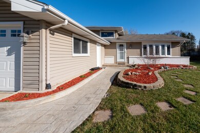 1217 S Roselle Rd, Schaumburg, IL 60193 - photo 2