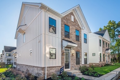 14 Willow Ln, Parsippany-Troy Hills, NJ 07054 - photo 2