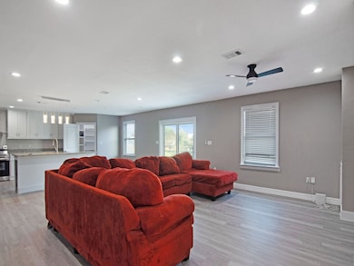 51 Road 5117, Cleveland, TX 77327 - photo 7