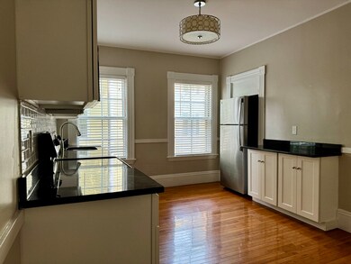 21 Beckford St unit 2, Salem, MA 01970 - photo 5