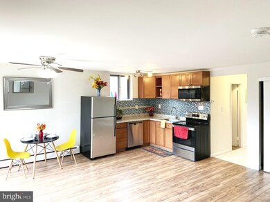 100 E Glenolden Ave unit B18, Glenolden, PA 19036 - photo 4