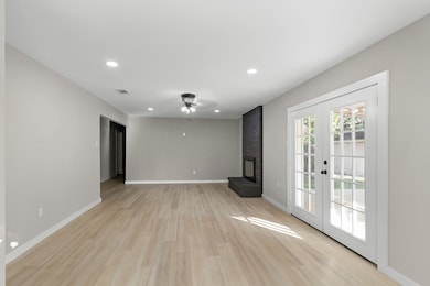 1002 Wembley Rd, Arlington, TX 76014 - photo 4