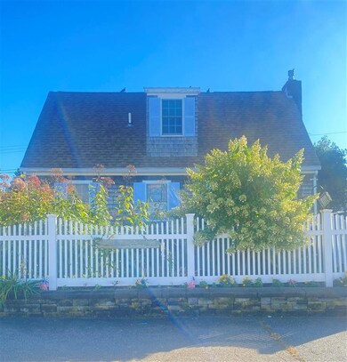 12 Nashua St, Seabrook, NH 03874 - photo 2