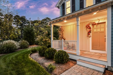 008-Twilight_Front_View-5016652-medium