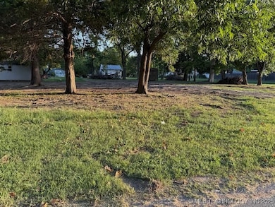 800 E Don Tyler Ave, Dewey, OK 74029 - photo 2