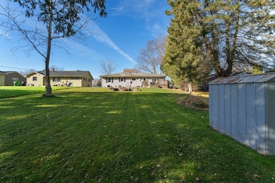 305 S Clark St, Thorp, WI 54771 - photo 3