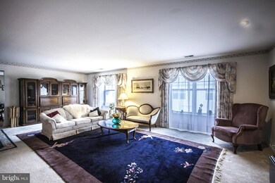 4500 Chaucer Way unit 405, Owings Mills, MD 21117 - photo 5