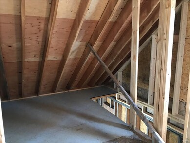 423 North St, Chittenango, NY 13037 - photo 4