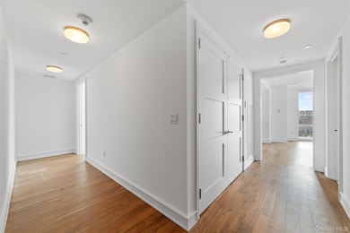 5 Renaissance Square unit 10G, White Plains, NY 10601 - photo 2
