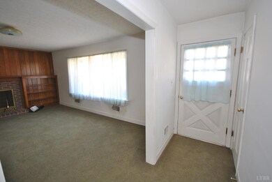 526 Seminole Dr, Madison Heights, VA 24572 - photo 4