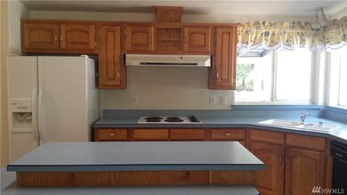 15815 Agate St SE, Yelm, WA 98597 - photo 7