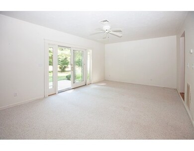 18 Robin Ln unit 18, Rockland, MA 02370 - photo 6