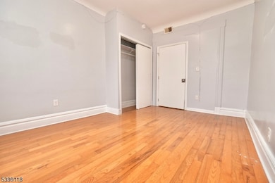 20 Stuyvesant Ave, Newark, NJ 07106 - photo 3