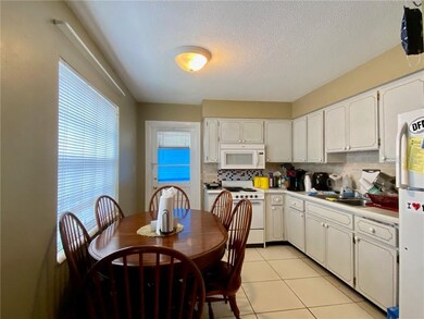 4905 19th St W unit A, Bradenton, FL 34207 - photo 2