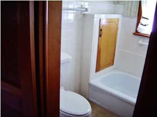 Bathroom Photo 2