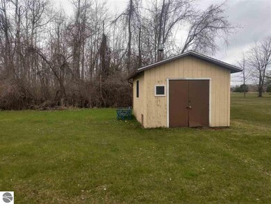 724 S Augres River Dr, Au Gres, MI 48703 - photo 7