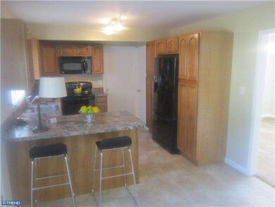 41 Bloomfield Ln, Willingboro, NJ 08046 - photo 3