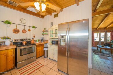 5802 kitchen 3