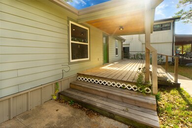 10015 Shoreline Dr, Wills Point, TX 75169 - photo 4