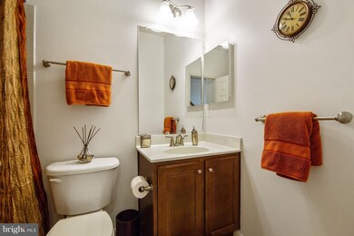 23447 Arora Hills Dr, Clarksburg, MD 20871 - photo 4