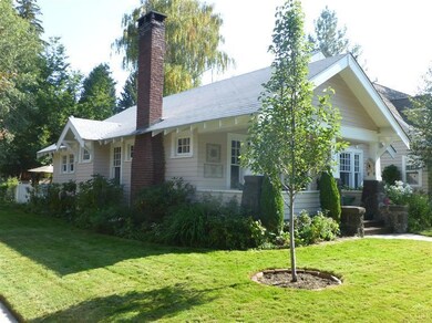 552 NW State St, Bend, OR 97701 - photo 2