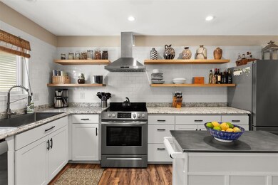 208 Locust Hill Rd, Shelburne, VT 05482 - photo 5