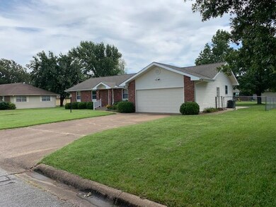 3430 Dirr Ave, Parsons, KS 67357 - photo 2