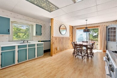 6 Walnut Place, Wellesley Hills, MA 02481 - photo 7