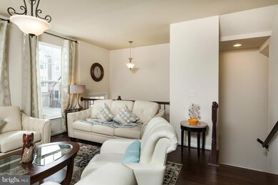 9053 Isabel Ln, Manassas Park, VA 20111 - photo 5