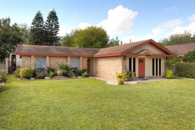 920 E Kathy St, Pharr, TX 78577 - photo 2