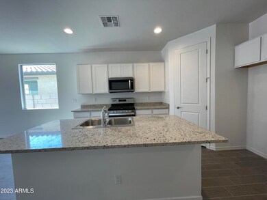 07 Kitchen