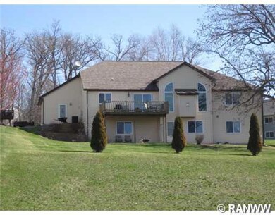 2027 W Ridge Dr, Eau Claire, WI 54703 - photo 2