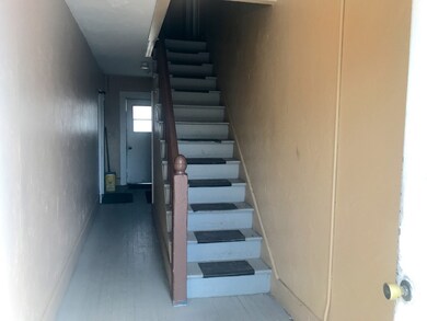 11-17 Oak St, Barre, MA 01005 - photo 6