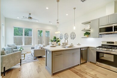 8972 Zurcher Ln, Houston, TX 77080 - photo 6