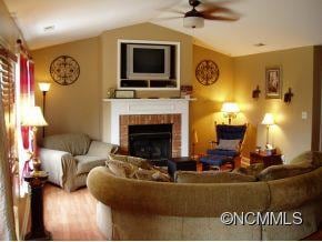 63 Round Top Rd, Asheville, NC 28803 - photo 2