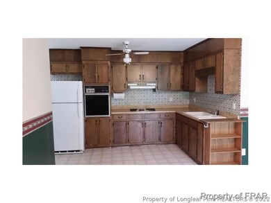 751 Wiltshire Rd, Fayetteville, NC 28314 - photo 5