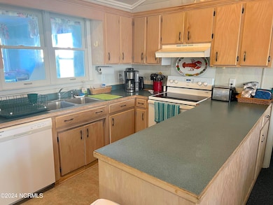 5204 Ocean Dr, Emerald Isle, NC 28594 - photo 3